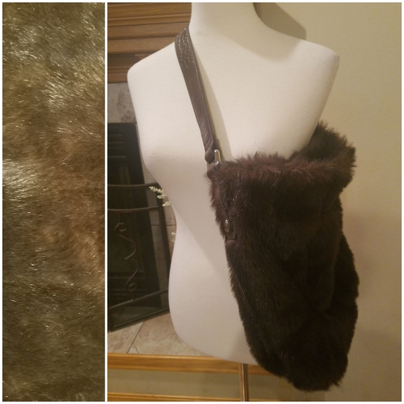 Fab Boho Faux Fur Bag - Picture 2 of 3